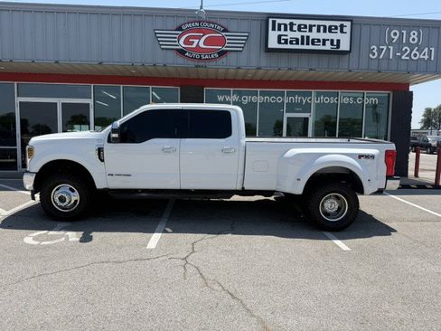 Used 2018 Ford F350 Lariat w/ Chrome Package AWD/4WD image 11