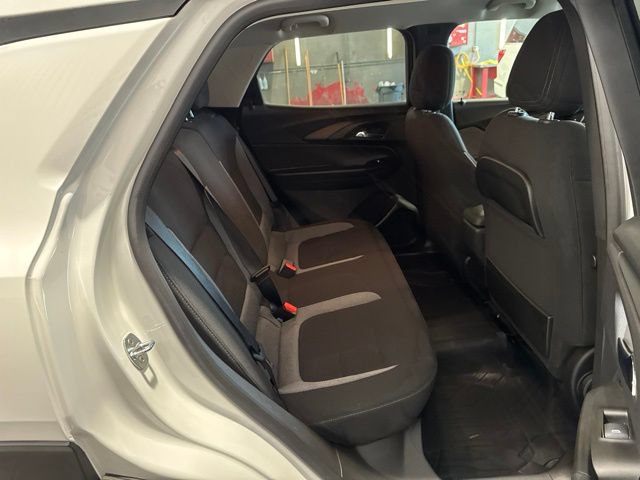 Used 2023 Chevrolet TrailBlazer LT w/ Convenience Package AWD/4WD image 15