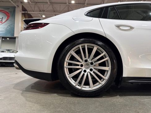 Used 2017 Porsche Panamera image 82