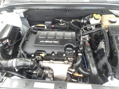 Used 2014 Chevrolet Cruze LT w/ RS Package image 26