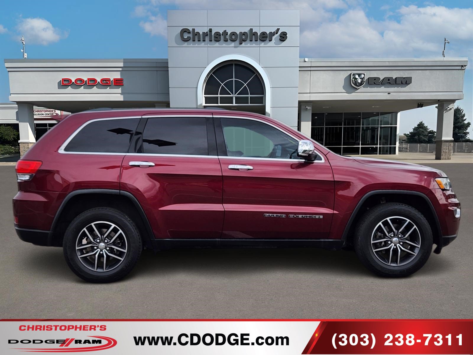 Used 2018 Jeep Grand Cherokee Limited AWD/4WD image 2