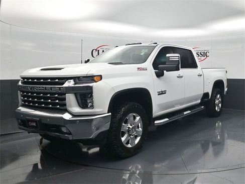 Used 2020 Chevrolet Silverado 2500 LTZ w/ LTZ Texas Edition image 3