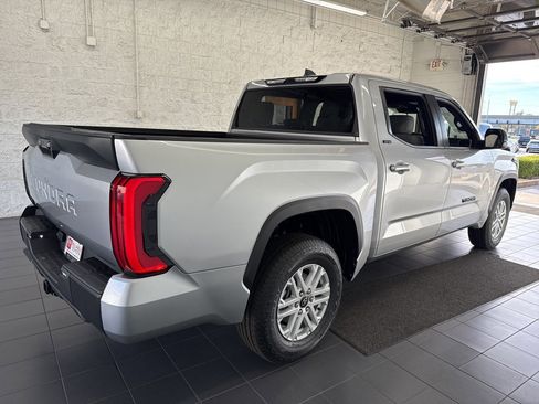 New 2026 Toyota Tundra SR5 image 8