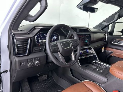 New 2026 GMC Sierra 2500 Denali Ultimate image 13