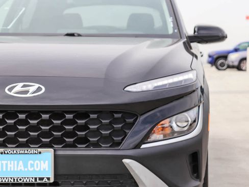 Used 2022 Hyundai Kona SEL image 4