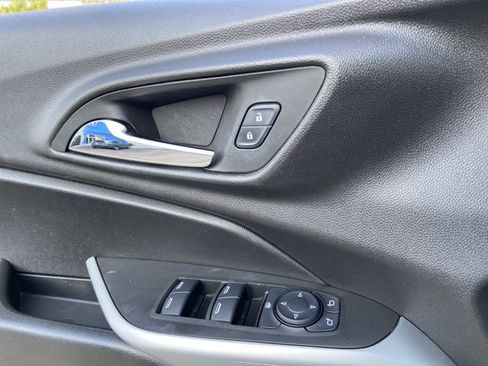 Used 2024 Chevrolet Trax LS w/ Driver Confidence Package FWD image 45