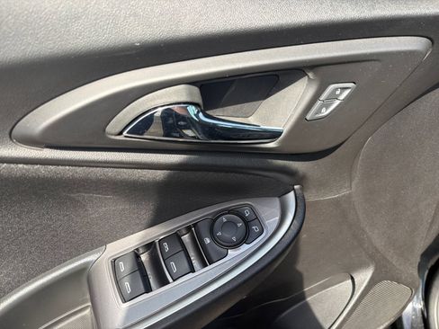 Used 2024 Chevrolet Malibu LT FWD image 20