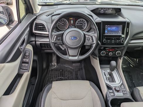 Used 2019 Subaru Forester Premium AWD/4WD image 15