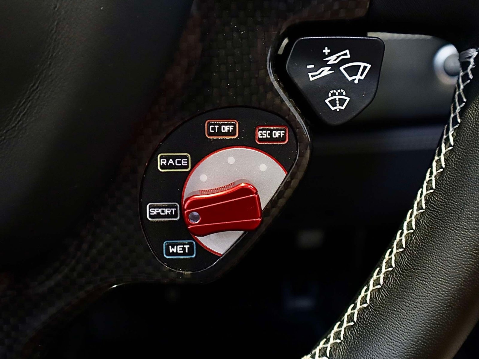 Certified 2018 Ferrari 488 Spider RWD image 30