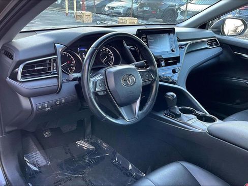 Used 2023 Toyota Camry SE image 13