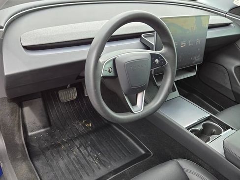 Used 2024 Tesla Model 3 Standard Range RWD image 9