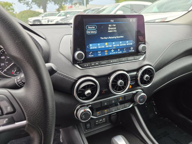 Used 2024 Nissan Sentra SV FWD image 15
