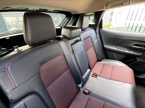 Certified 2025 Nissan Kicks SR image 20