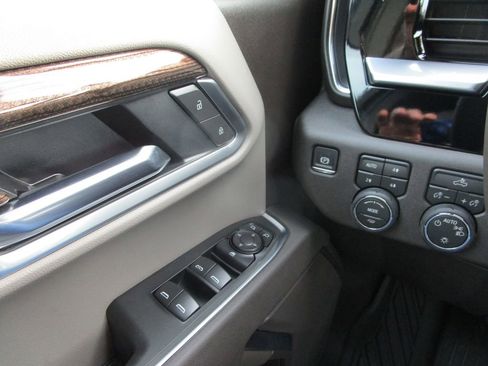 New 2026 Chevrolet Silverado 1500 LT image 40