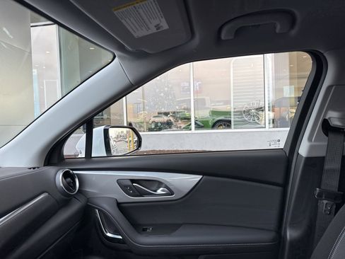 New 2026 Chevrolet Blazer LT image 24