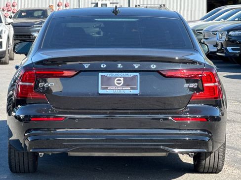 Certified 2025 Volvo S60 B5 Plus AWD/4WD image 8