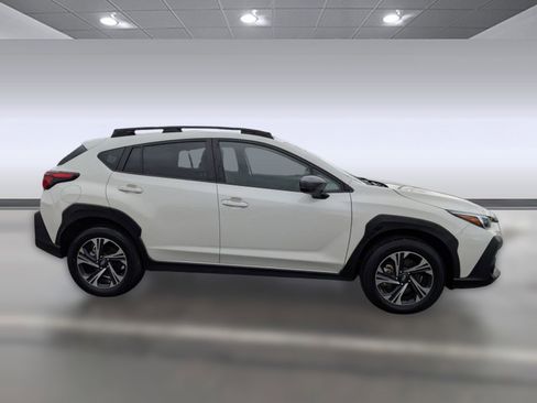 Used 2024 Subaru Crosstrek 2.0i Premium image 8