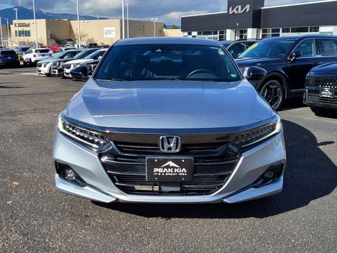 Used 2022 Honda Accord Sport image 6