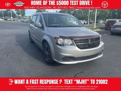 Used 2017 Dodge Grand Caravan SE