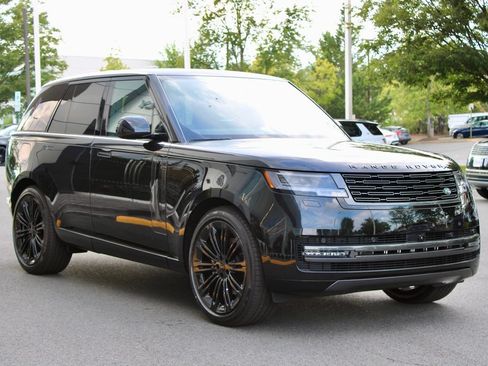New 2026 Land Rover Range Rover SE AWD/4WD image 2