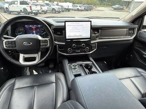 Certified 2023 Ford Expedition XLT RWD image 27