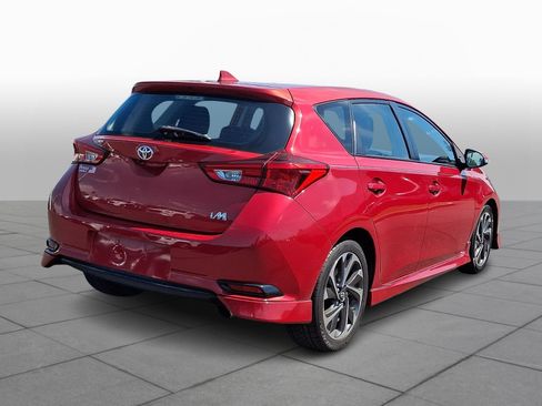 Used 2018 Toyota Corolla iM w/ All-Weather Mat Package FWD image 7