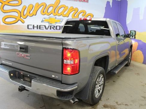 Used 2017 GMC Sierra 1500 SLE w/ Max Trailering Package AWD/4WD image 8