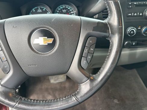 Used 2013 Chevrolet Silverado 1500 LS image 17