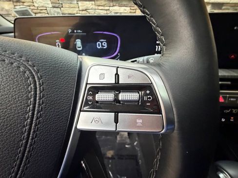 Used 2025 Kia Telluride EX image 20