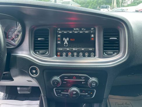Used 2017 Dodge Charger R/T w/ Navigation & Travel Group RWD image 14