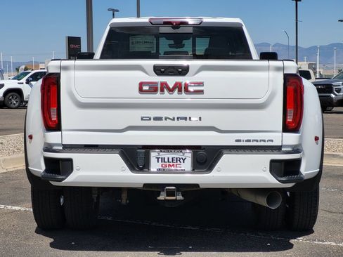 Used 2022 GMC Sierra 3500 Denali w/ Denali Ultimate Package AWD/4WD image 6