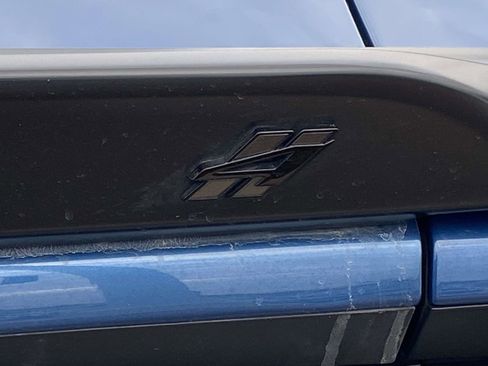 Used 2022 Dodge Challenger SXT w/ Plus Package image 12