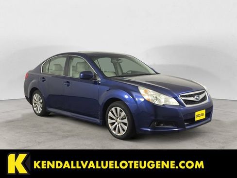 Used 2010 Subaru Legacy 2.5i Limited AWD/4WD image 7