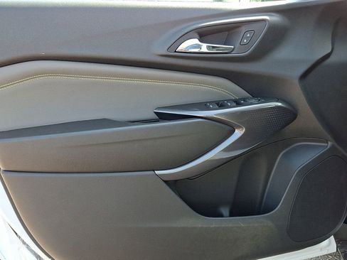 New 2026 Chevrolet Trax ACTIV w/ Driver Confidence Package FWD image 8