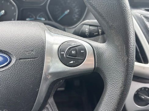 Used 2012 Ford Focus SE FWD image 21
