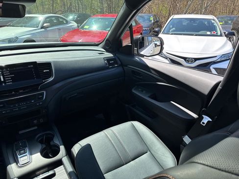 Used 2023 Honda Passport TrailSport image 33