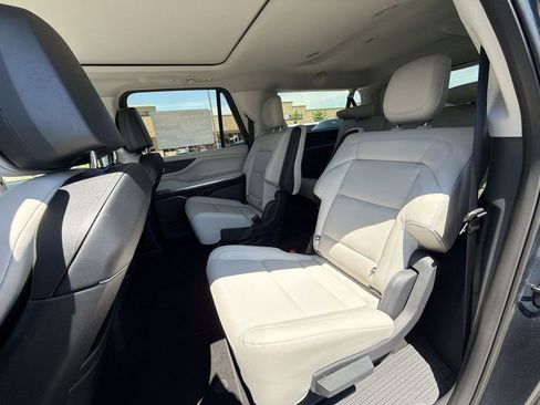 New 2026 Lincoln Navigator L Reserve w/ Jet Appearance Package AWD/4WD image 23