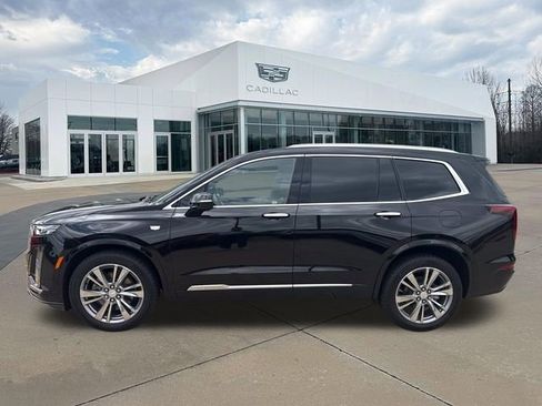 Certified 2025 Cadillac XT6 Premium Luxury w/ LPO, Floor Liner Package AWD/4WD image 6