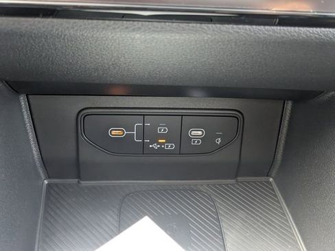 New 2026 Kia Sportage SX FWD image 24
