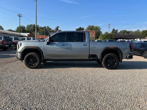Used 2025 GMC Sierra 3500 AT4 w/ AT4 Premium Plus Package image 5