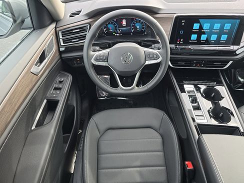 New 2026 Volkswagen Atlas SEL image 15