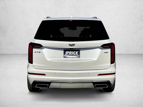 Used 2020 Cadillac XT6 Premium Luxury FWD image 4