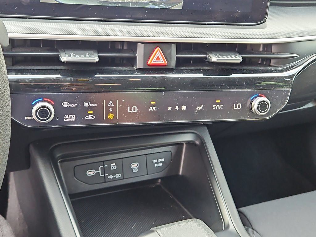 Used 2026 Kia K5 LXS FWD image 31
