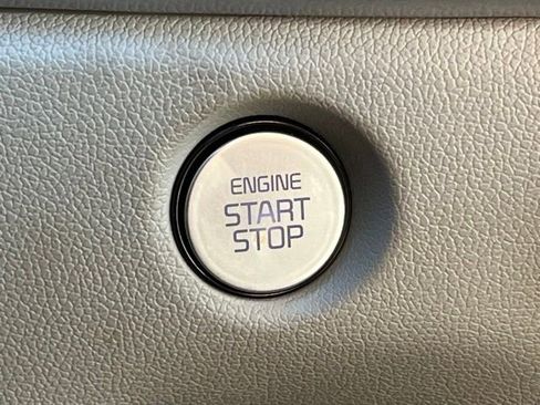 Certified 2025 Kia Sorento SX Prestige image 30