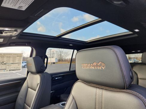 New 2026 Chevrolet Tahoe High Country image 18