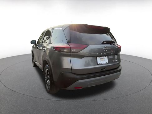 Used 2023 Nissan Rogue SV image 11