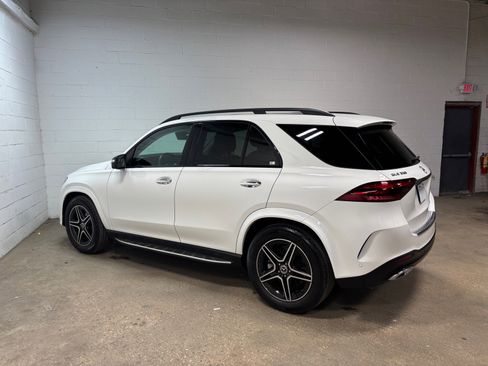 Used 2024 Mercedes-Benz GLE 350 4MATIC image 10