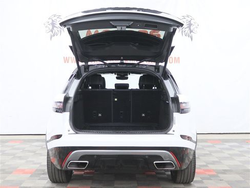 Used 2018 Land Rover Range Rover Velar R-Dynamic SE AWD/4WD image 6