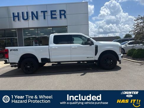 Used 2026 Ford F250 Lariat w/ Black Appearance Package AWD/4WD image 10
