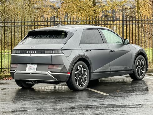 Used 2023 Hyundai Ioniq 5 SEL image 4